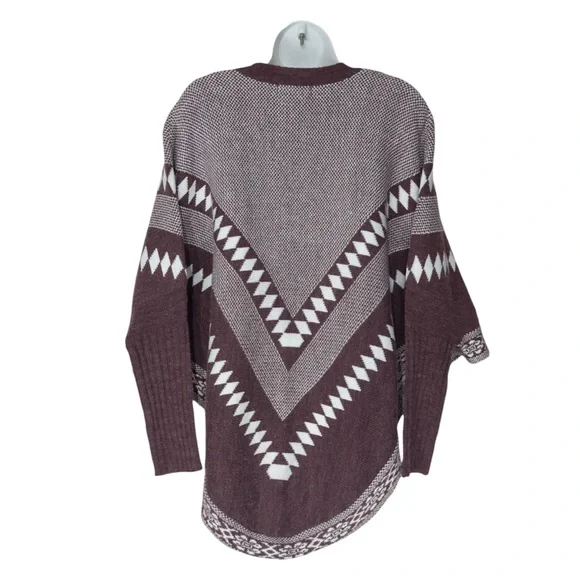 Trendsetter Geometric Knit Poncho Maroon White Boho Cozy Winter Small Medium - Picture 3 of 12